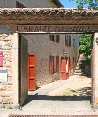 MAISON D&rsquo;EXPOSITION L&rsquo;ARAIRE