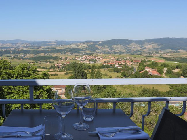 LA TABLE DU DONJON